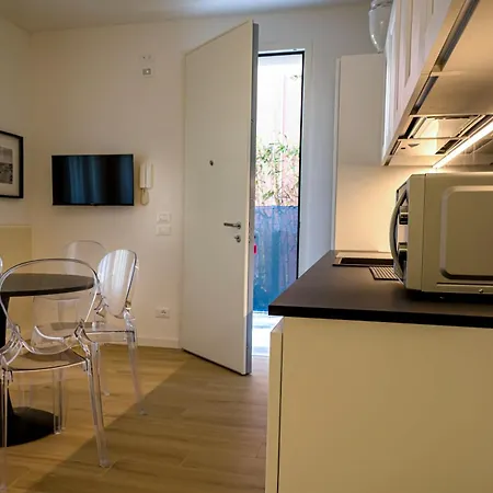 Oleandro Family Apartments-leresidenzedijesolo דירה