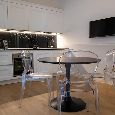 Oleandro Family Apartments-leresidenzedijesolo דירה